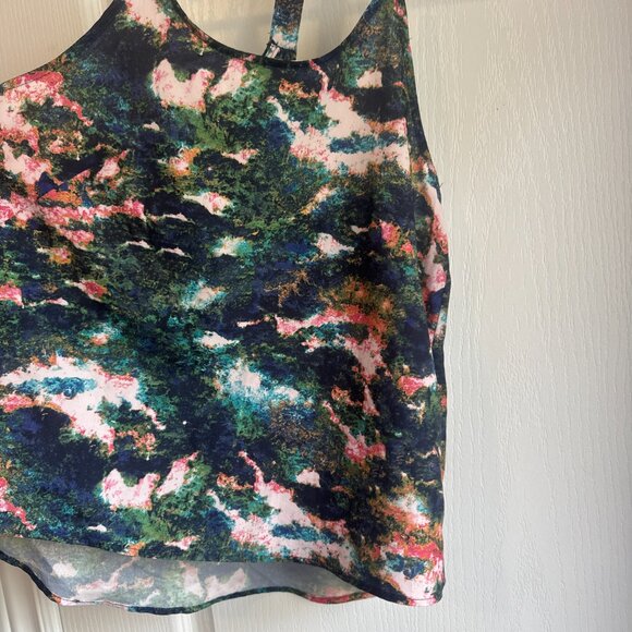 H&M Tank Top - Picture 3 of 6